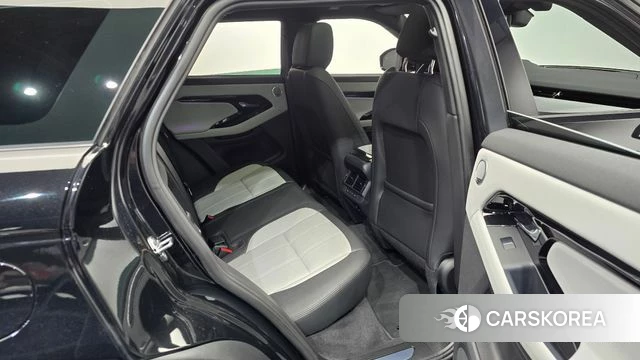 Land Rover Range Rover Evoque 2nd Generation 2025 Черный из Кореи, фото 2