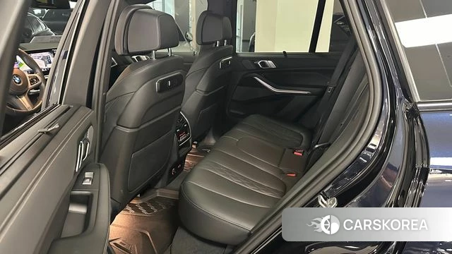 BMW X5 (G05) 2024 Черный из Кореи, фото 2