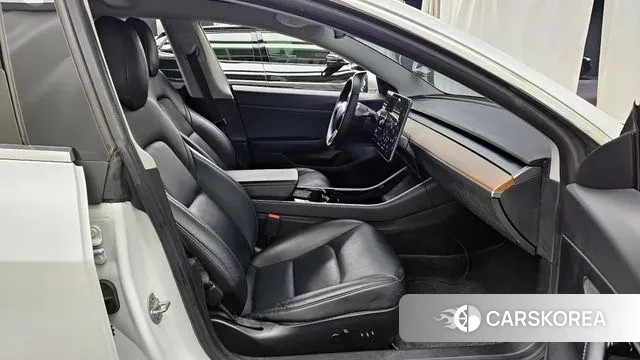 Tesla Model 3 2020 Белый из Кореи, фото 2