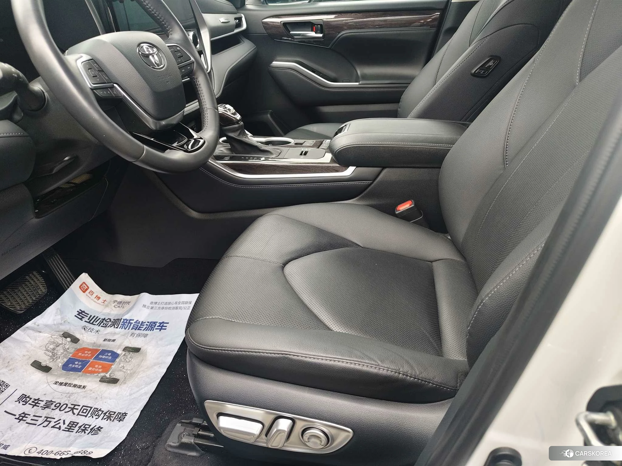 Toyota Highlander 2021 Белый из Китая, фото 2