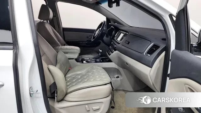 Kia The New Carnival 2020 Белый из Кореи, фото 2