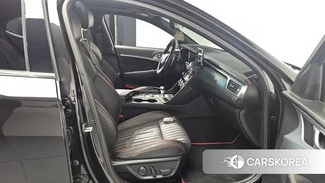 Genesis G70 2019 Черный из Кореи, фото 2