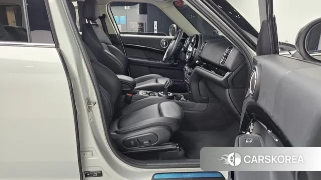 Mini Cooper Countryman 2021 Белый из Кореи, фото 2