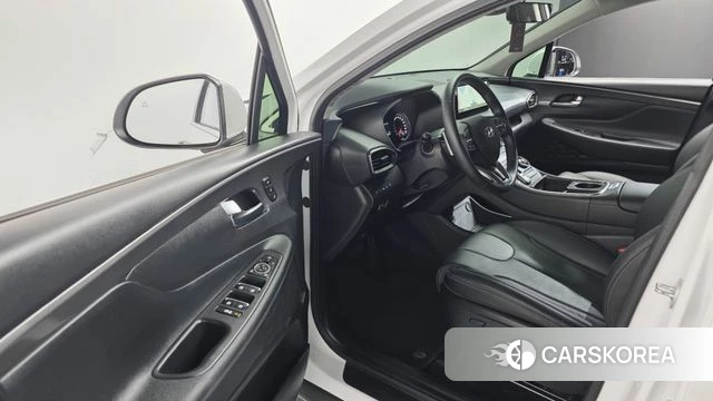 Hyundai The New Santa Fe 2023 Белый из Кореи, фото 2