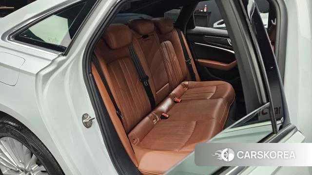 Audi A6 (C8) 2020 Белый из Кореи, фото 2
