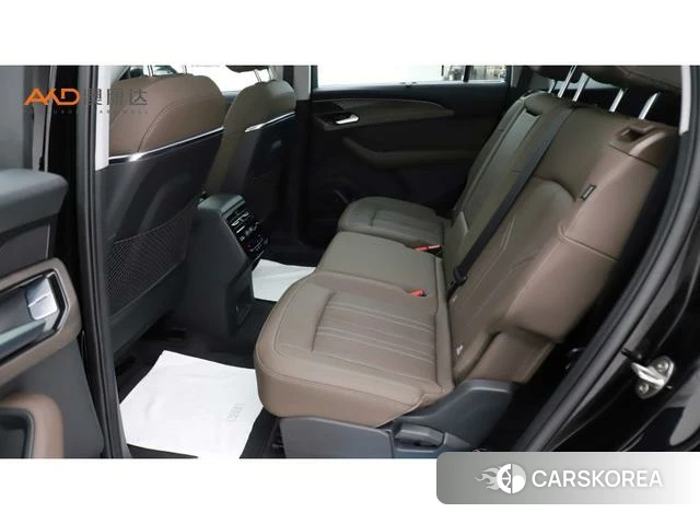 Audi Q6 2023 Черный из Китая, фото 2