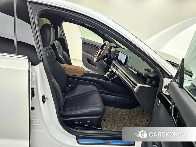 Hyundai Grandeur (GN7) 2025 Белый из Кореи, фото 2