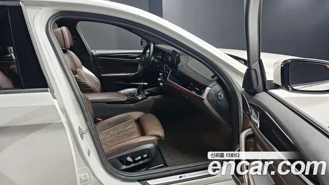 BMW 5 Series (G30) id 2704862 из Кореи 2