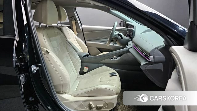 Hyundai Avante (CN7) 2022 Черный из Кореи, фото 2