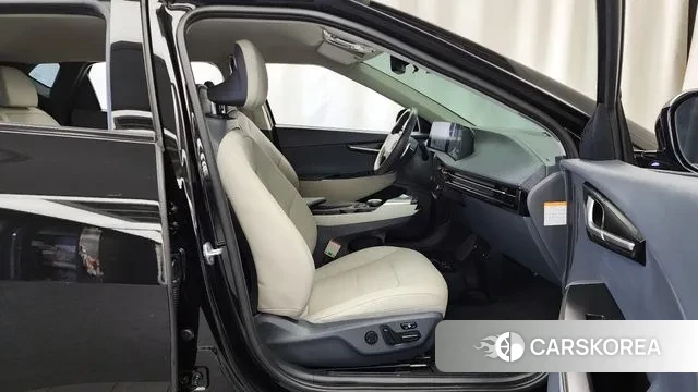 Kia EV6 2021 Черный из Кореи, фото 2