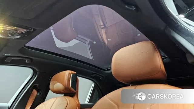 BMW 7 Series (G70) 2024 Белый из Кореи, фото 2