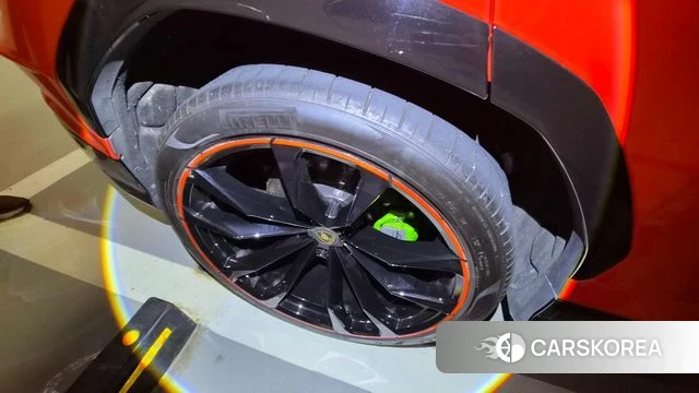 Lamborghini Urus 2023 Красный из Кореи, фото 2