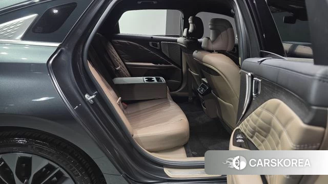 Kia K8 2024 Серый из Кореи, фото 2