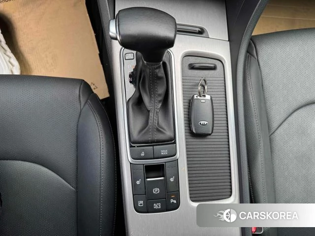 Kia The New K5 Hybrid 2nd generation 2019 Белый из Кореи, фото 2