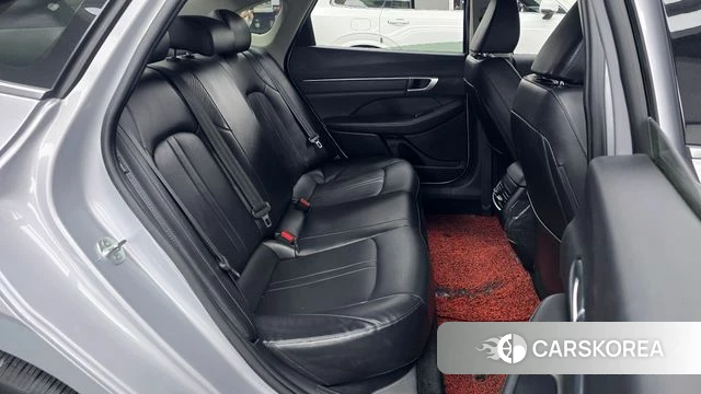 Hyundai Sonata D Edge (DN8) 2024 Серебряный из Кореи, фото 2