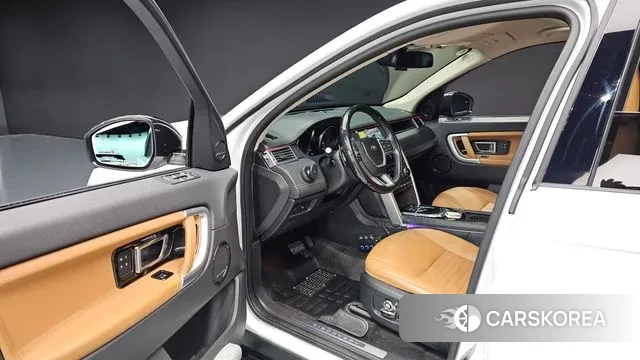 Land Rover Discovery Sports 2019 Белый из Кореи, фото 2