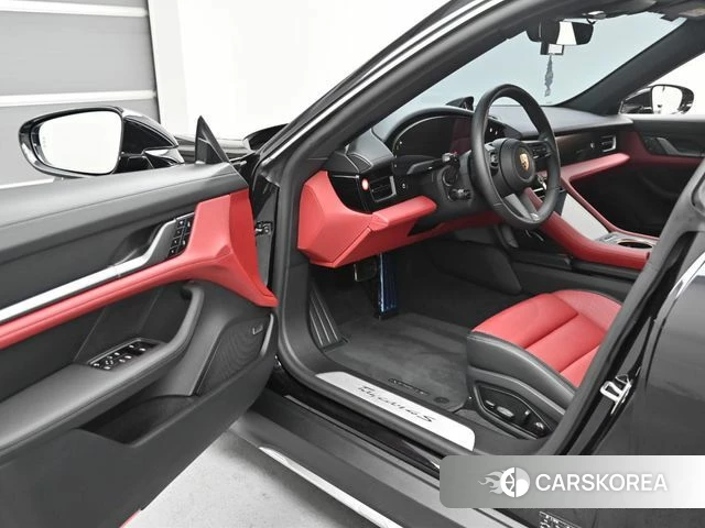 Porsche Taycan 2025 Черный из Кореи, фото 2