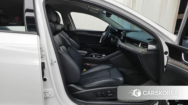Kia K5 3rd generation 2023 Белый из Кореи, фото 2