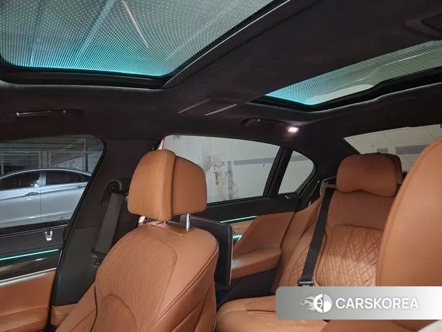 BMW 7 Series (G11) 2020 Белый из Кореи, фото 2