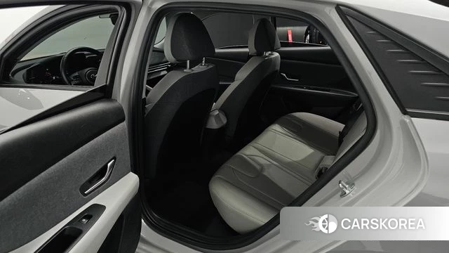 Hyundai Avante (CN7) 2020 Серебристо-серый из Кореи, фото 2