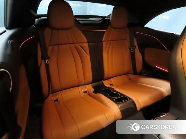 Mercedes-Benz CLE-Class C236 2024 Белый из Кореи, фото 2