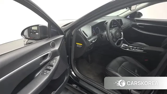 Hyundai Sonata (DN8) 2019 Черный из Кореи, фото 2