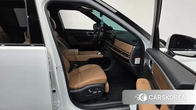 Hyundai Santa Fe (MX5) 2023 Белый из Кореи, фото 2