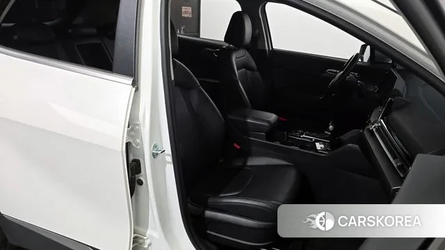 Kia Sportage 5th Generation 2022 Белый из Кореи, фото 2