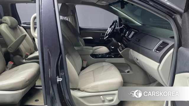 Kia The New Carnival 2018 Серый из Кореи, фото 2