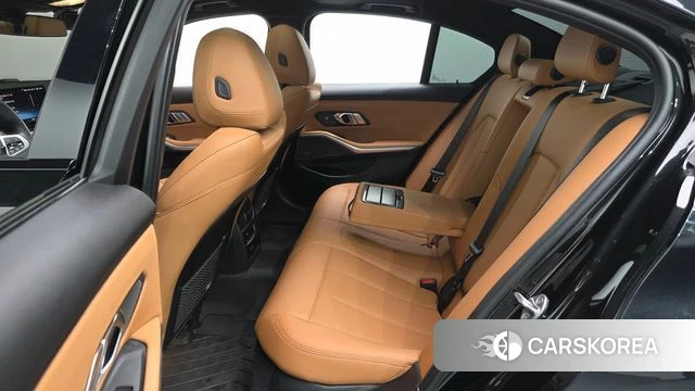 BMW 3 Series (G20) 2023 Черный из Кореи, фото 2