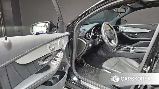 Mercedes-Benz GLC-Class X253 2019 Черный из Кореи, фото 2