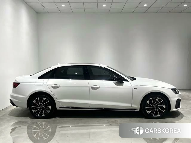Audi A4L 2023 Белый из Китая, фото 2
