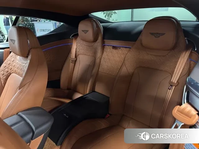 Bentley Continental GT 3rd Generation 2021 Черный из Кореи, фото 2