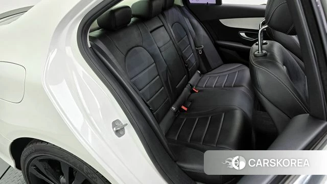 Mercedes-Benz C-Class W205 2018 Белый из Кореи, фото 2