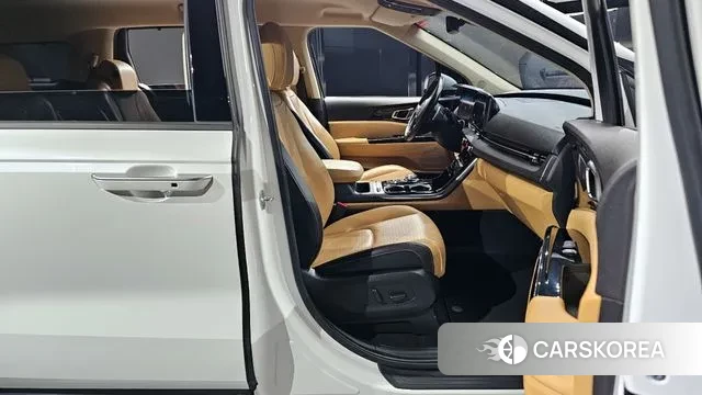 Kia Carnival 4th generation 2020 Белый из Кореи, фото 2