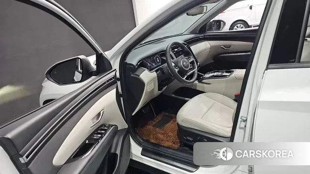 Hyundai Tucson (NX4) 2021 Белый из Кореи, фото 2