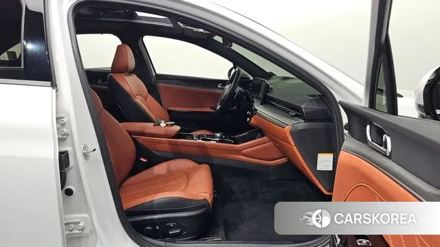 Kia The New K5 Hybrid 3rd generation 2023 Белый из Кореи, фото 2