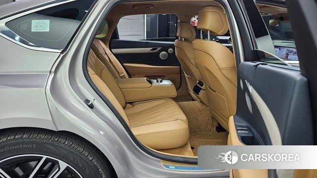 Genesis G80 (RG3) 2025 Серебристо-серый из Кореи, фото 2