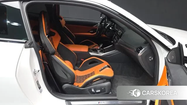 BMW M4 (G82) 2022 Белый из Кореи, фото 2