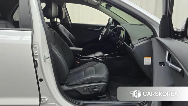 Kia Di All New Niro EV 2024 Белый из Кореи, фото 2
