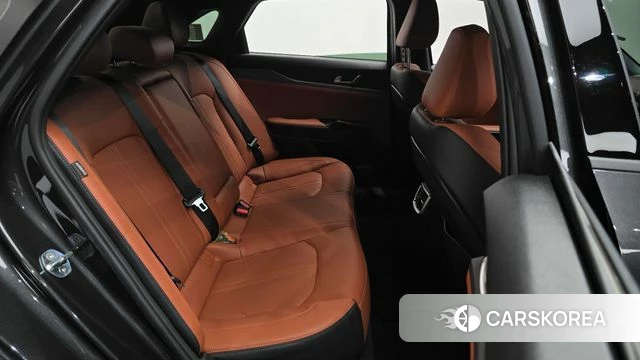Kia The New K5 3rd generation 2023 Черный из Кореи, фото 2