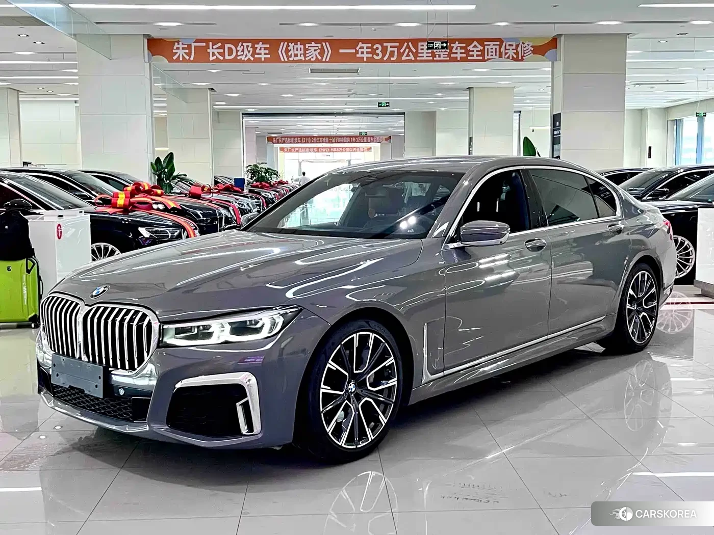 BMW 7 series 2022 Silver/gray из Китая, фото 2