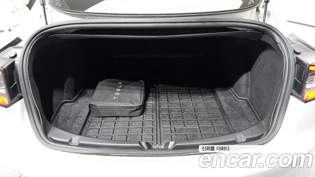 Tesla Model 3 2020 Белый из Кореи, фото 2