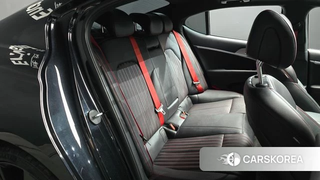 Genesis The New G70 2022 Черный из Кореи, фото 2
