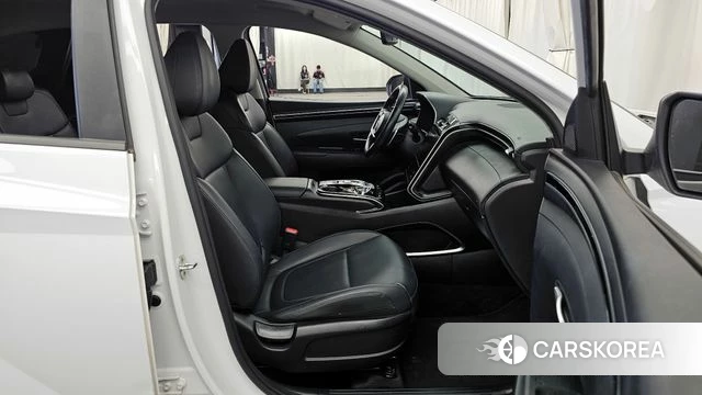 Hyundai Tucson (NX4) 2021 Белый из Кореи, фото 2