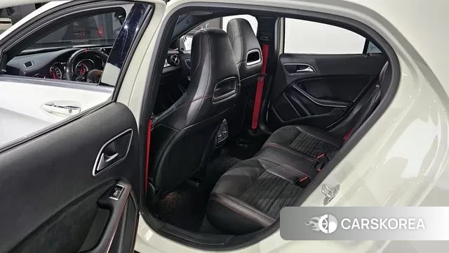 Mercedes-Benz GLA-Class X156 2018 Белый из Кореи, фото 2