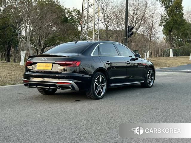 Audi A4L 2021 Черный из Китая, фото 2