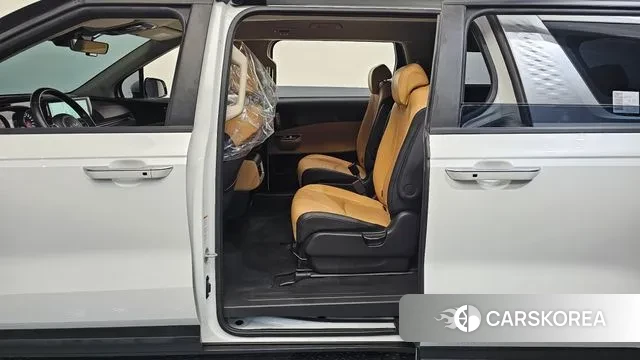 Kia Carnival 4th generation 2022 Белый из Кореи, фото 2