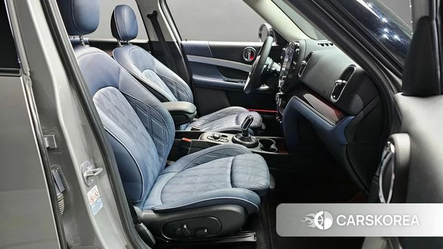 Mini Cooper S Countryman 2023 Серебристо-серый из Кореи, фото 2