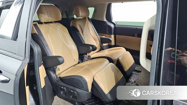 Kia Carnival 4th generation 2020 Серый из Кореи, фото 2